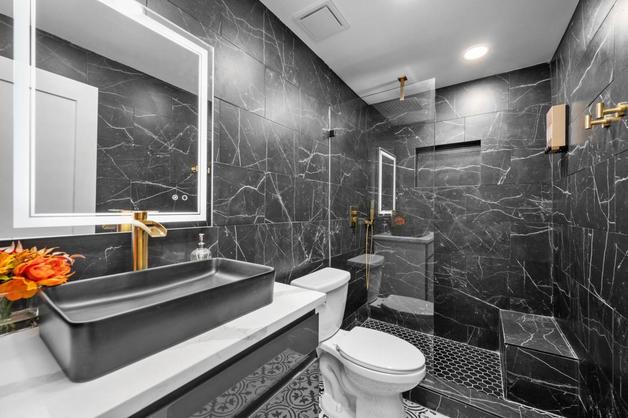 Elegant 2Br Apt Near Med Center With Free Park Хьюстон Экстерьер фото