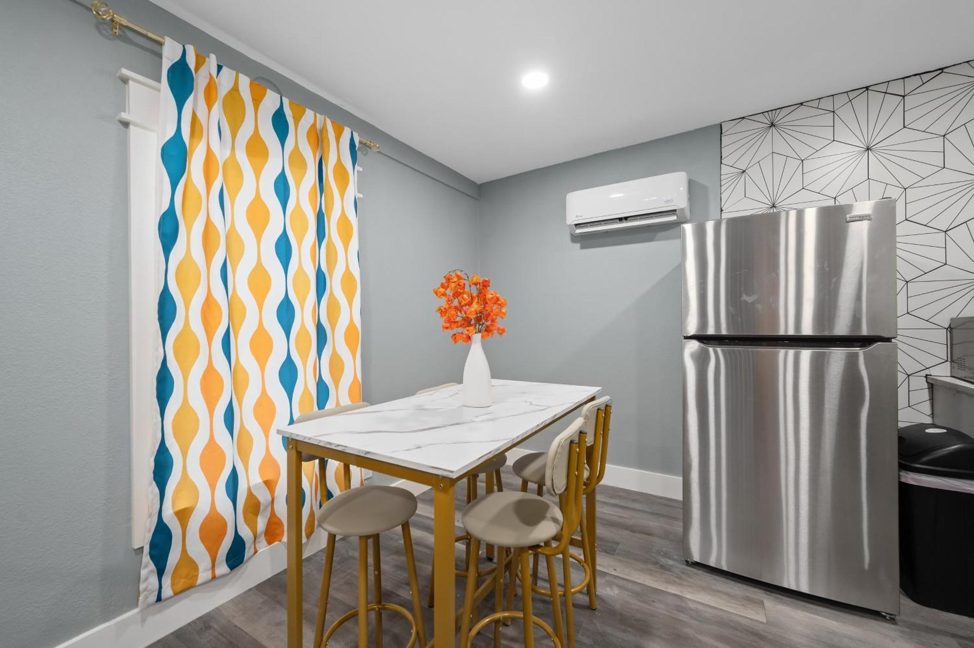 Elegant 2Br Apt Near Med Center With Free Park Хьюстон Экстерьер фото